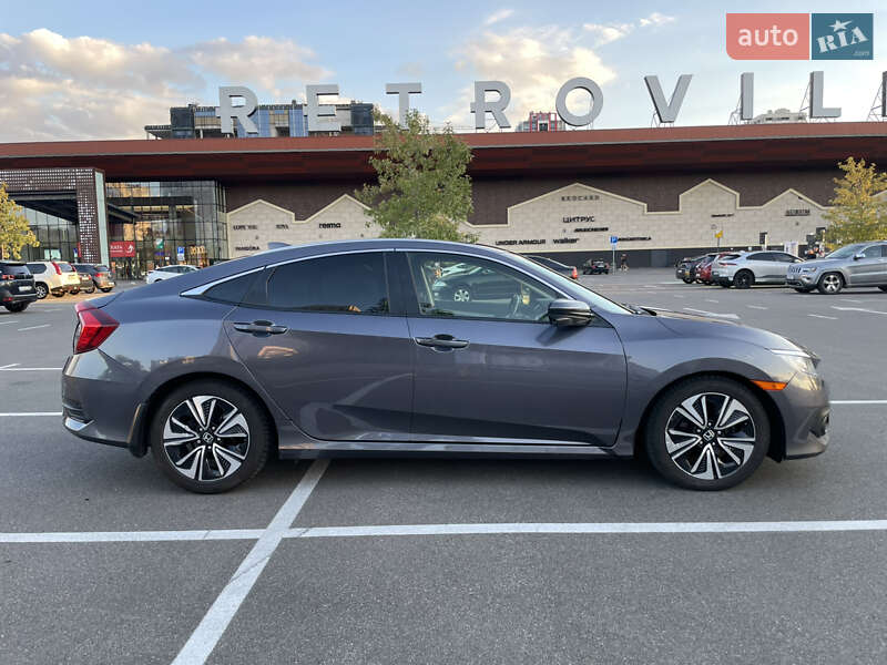 Седан Honda Civic 2018 в Киеве