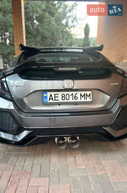 Хэтчбек Honda Civic 2016 в 