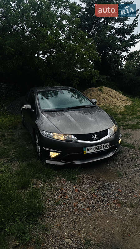 Купе Honda Civic 2011 в Виннице