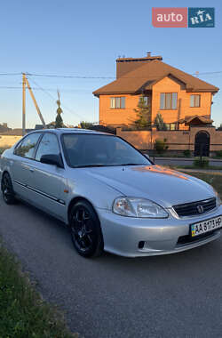 Седан Honda Civic 1999 в Полтаві