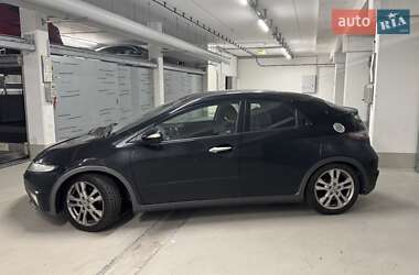 Хэтчбек Honda Civic 2009 в Киеве