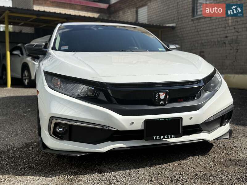 Седан Honda Civic 2019 в Днепре