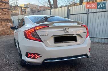 Седан Honda Civic 2019 в 
