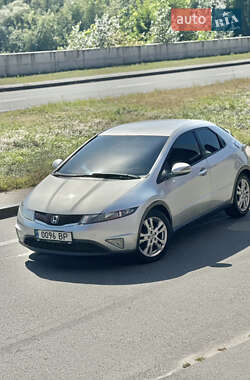 Хэтчбек Honda Civic 2010 в Киеве