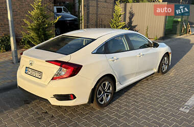Седан Honda Civic 2015 в 