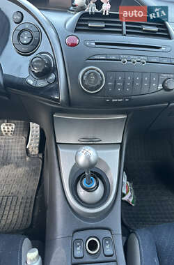 Хэтчбек Honda Civic 2008 в 