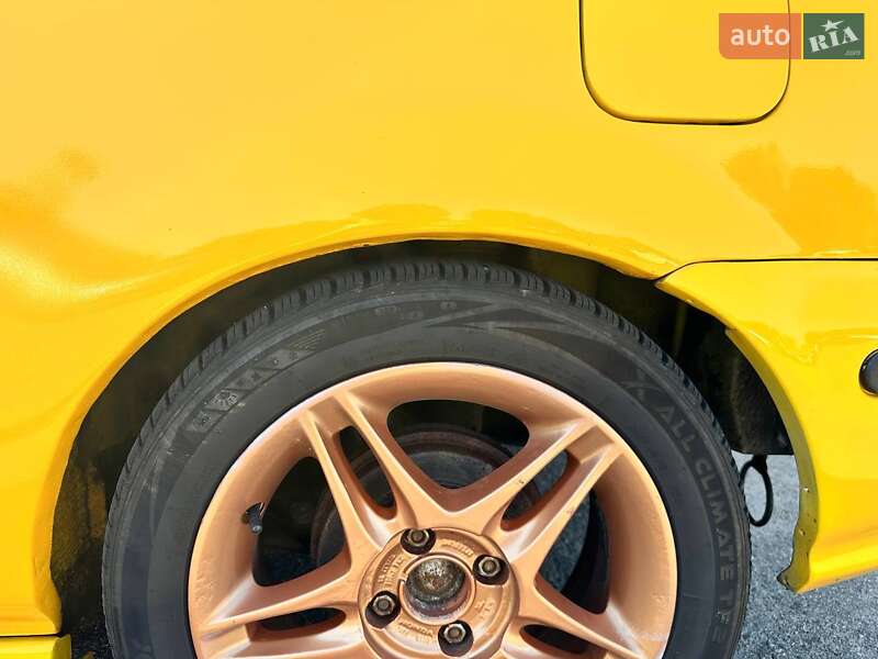 Хэтчбек Honda Civic 1998 в Львове