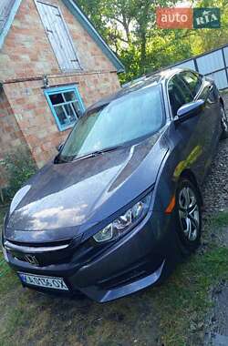 Седан Honda Civic 2016 в 