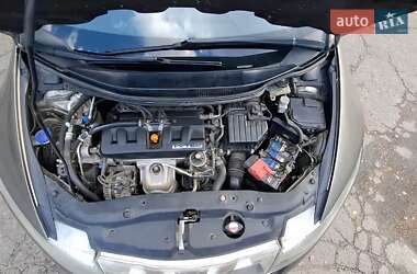 Хетчбек Honda Civic 2007 в 