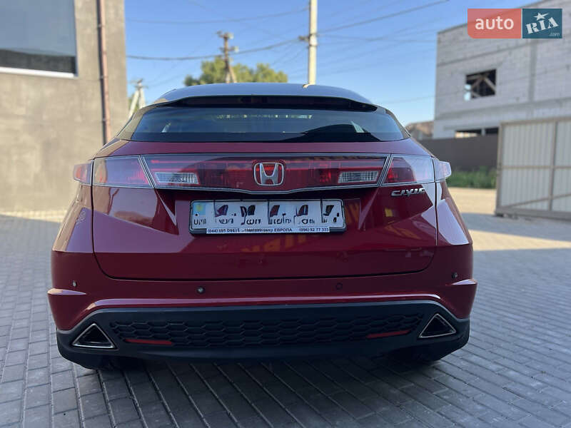 Хэтчбек Honda Civic 2007 в Крюковщине