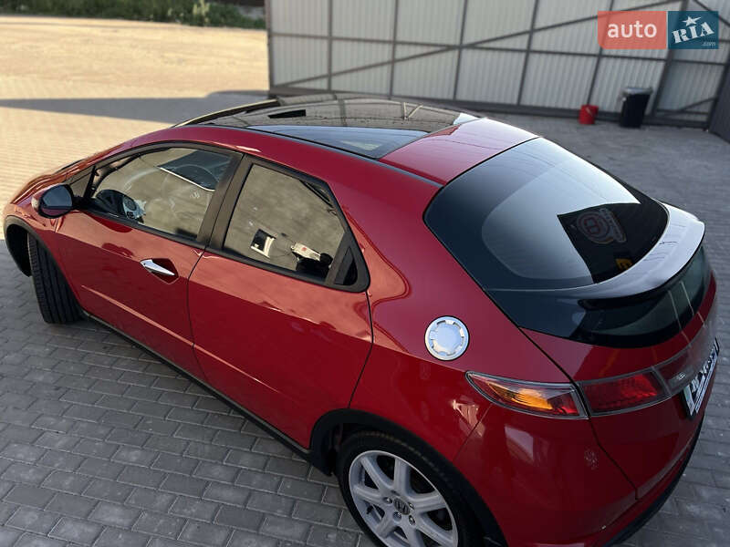 Хэтчбек Honda Civic 2007 в Крюковщине