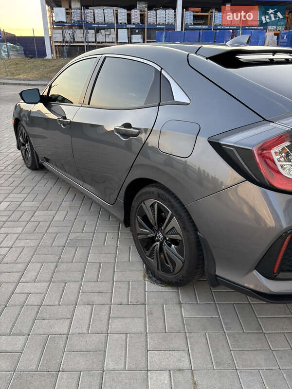Хетчбек Honda Civic 2017 в Луцьку