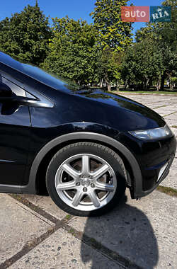 Хэтчбек Honda Civic 2008 в 