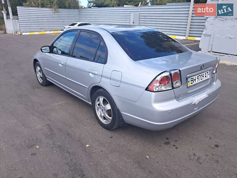 Седан Honda Civic 2003 в Ирпене