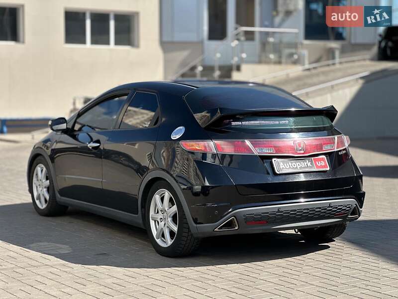 Хэтчбек Honda Civic 2008 в Одессе