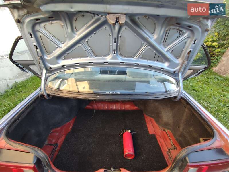 Седан Honda Civic 1988 в Здолбуніві