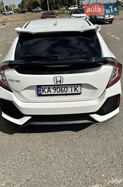 Хэтчбек Honda Civic 2018 в 