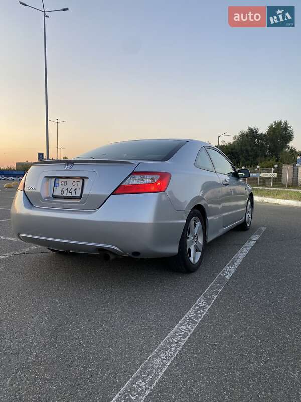 Купе Honda Civic 2006 в Києві фото 9 Купе Honda Civic 2006 в Києві