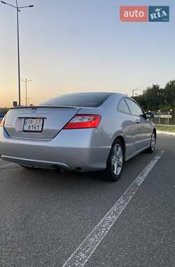 Купе Honda Civic 2006 в 