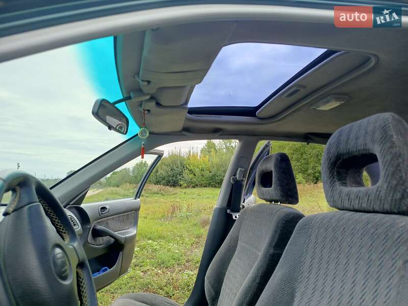 Седан Honda Civic 1998 в Дунаївцях