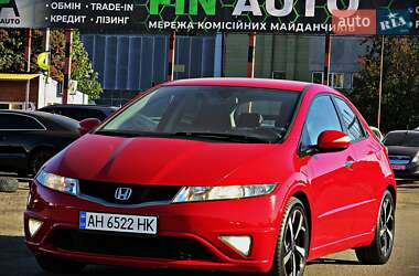 Хэтчбек Honda Civic 2010 в Черкассах