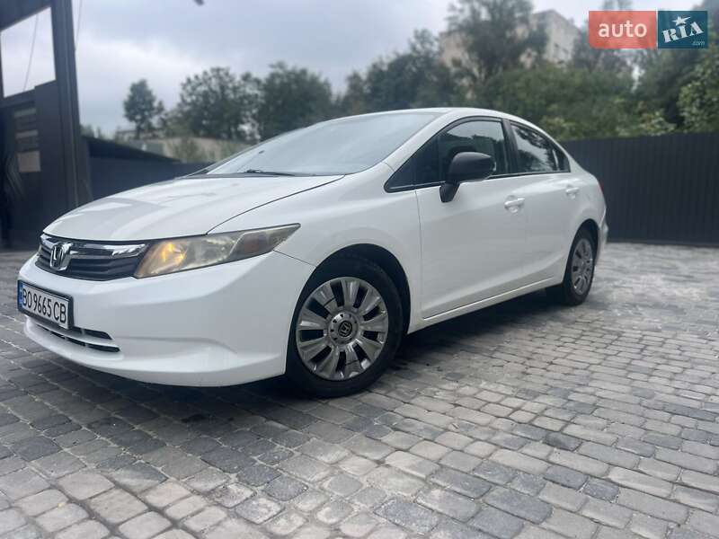 Седан Honda Civic 2012 в Тернополе