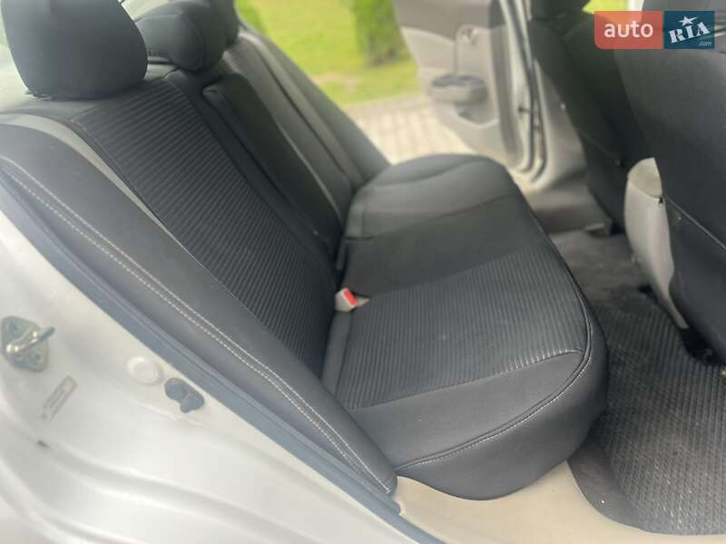Седан Honda Civic 2012 в Тернополе