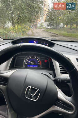 Седан Honda Civic 2009 в 