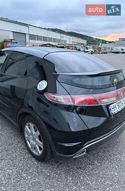 Хэтчбек Honda Civic 2010 в 