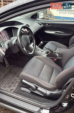 Хэтчбек Honda Civic 2010 в 