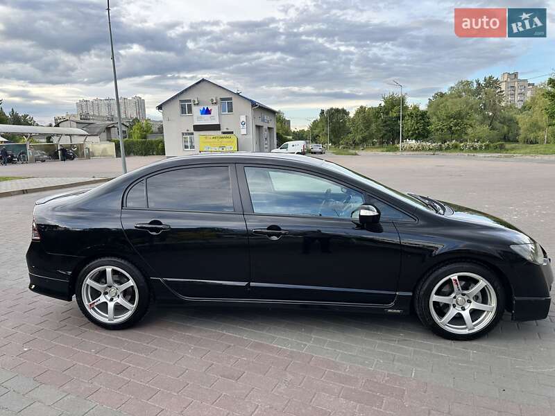 Седан Honda Civic 2011 в Киеве