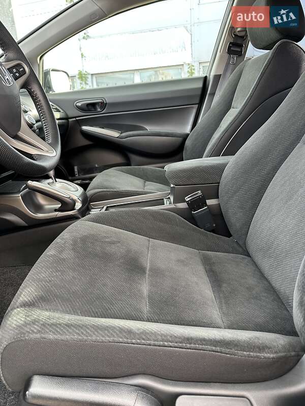 Седан Honda Civic 2011 в Киеве