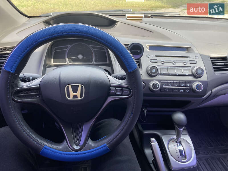 Купе Honda Civic 2005 в Киеве фото 7 Купе Honda Civic 2005 в Киеве