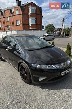 Хэтчбек Honda Civic 2008 в Киеве