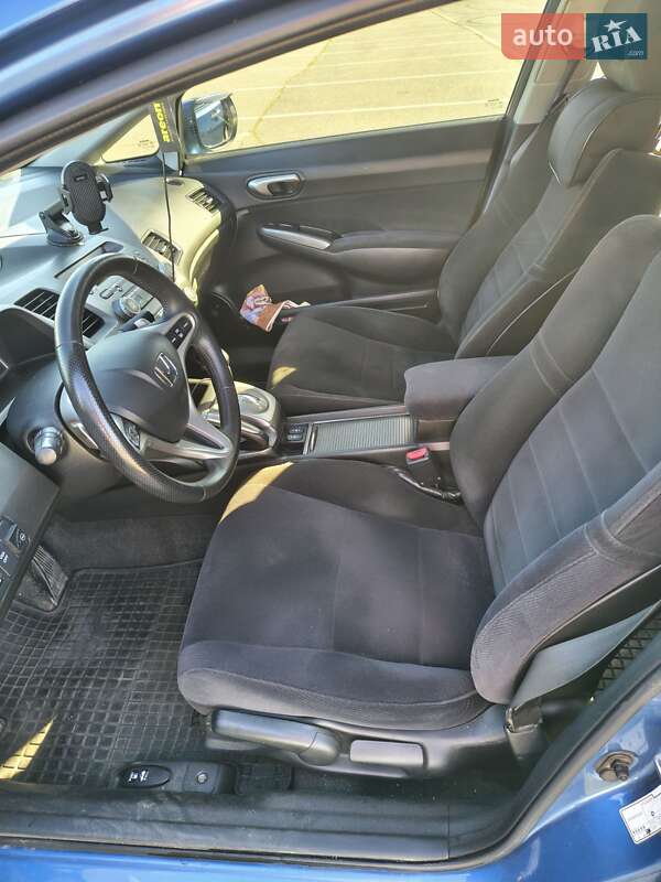 Седан Honda Civic 2008 в Кременчуці