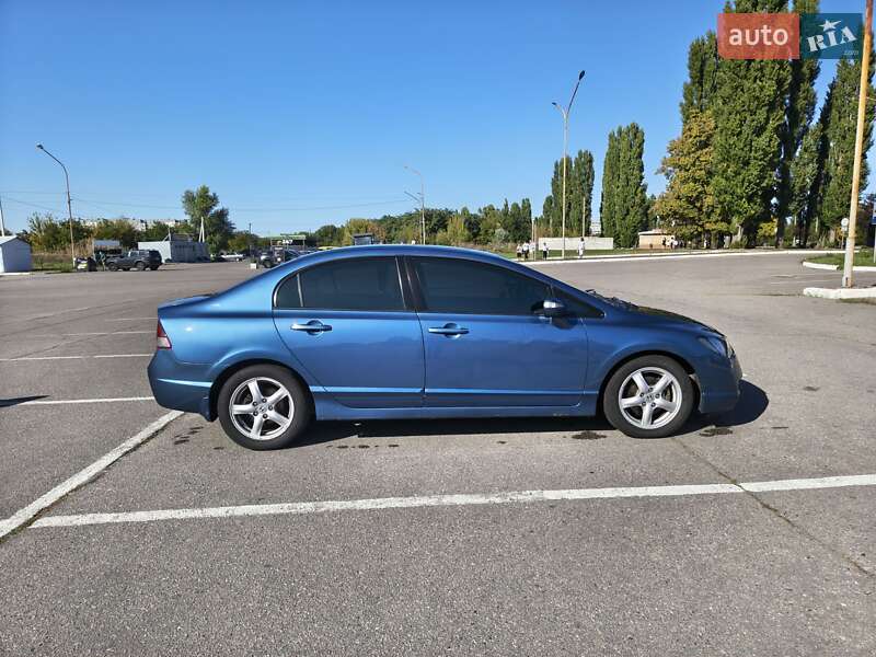 Седан Honda Civic 2008 в Кременчуці