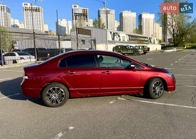 Седан Honda Civic 2011 в Киеве