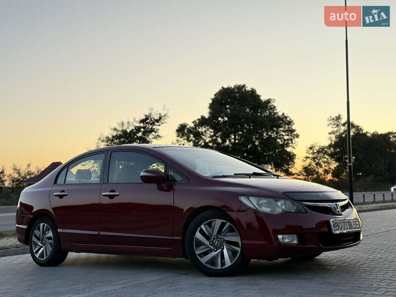 Седан Honda Civic 2006 в Тернополе