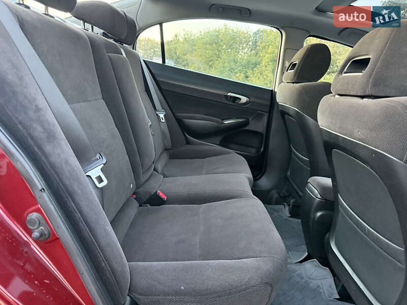 Седан Honda Civic 2006 в Тернополе