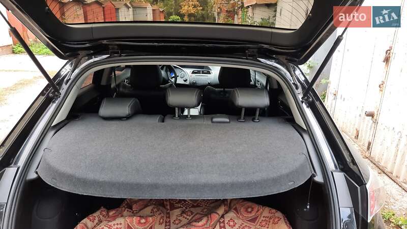 Хэтчбек Honda Civic 2010 в Харькове