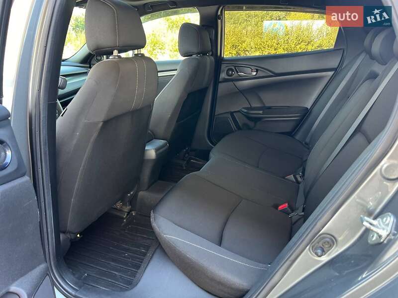 Хетчбек Honda Civic 2019 в Запоріжжі фото 12 Хетчбек Honda Civic 2019 в Запоріжжі