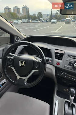Седан Honda Civic 2012 в 