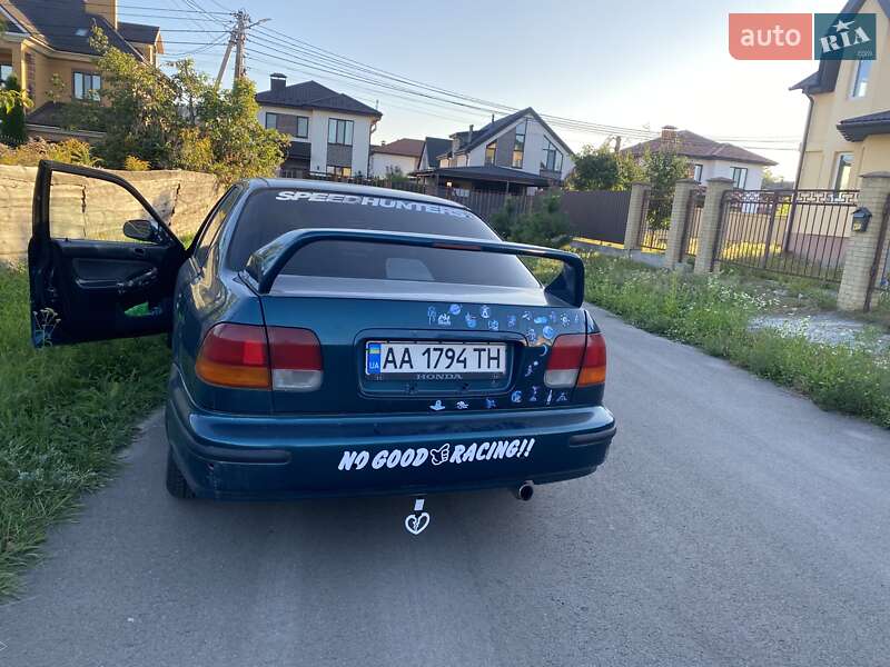 Седан Honda Civic 1996 в Києві