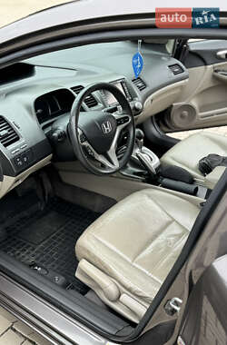Седан Honda Civic 2009 в 