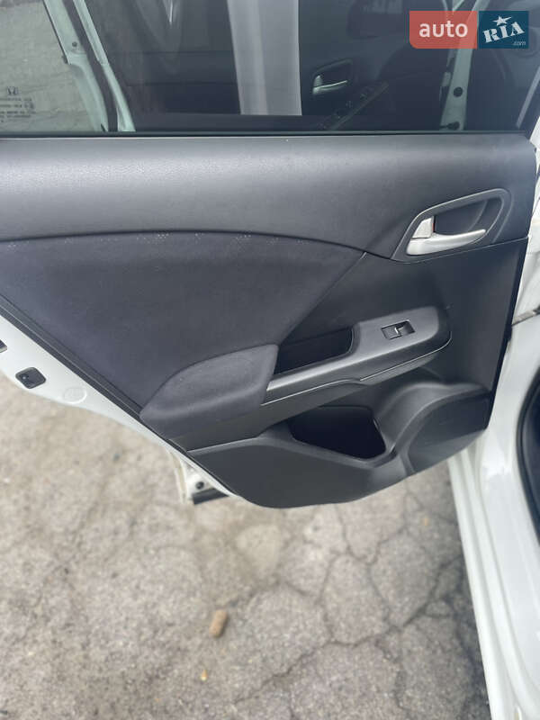 Хэтчбек Honda Civic 2012 в Владимире фото 13 Хэтчбек Honda Civic 2012 в Владимире