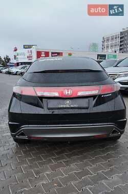 Хэтчбек Honda Civic 2008 в 