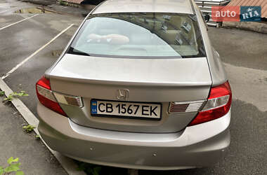 Седан Honda Civic 2012 в 