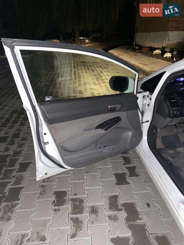 Седан Honda Civic 2008 в Тернополе