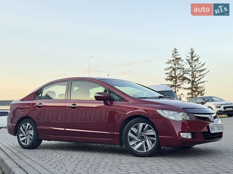 Седан Honda Civic 2006 в Тернополе