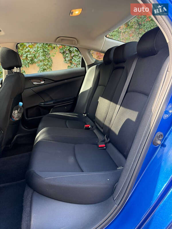 Седан Honda Civic 2017 в Киеве фото 15 Седан Honda Civic 2017 в Киеве